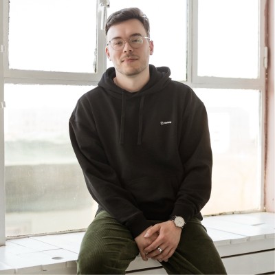 Alex Beth von MarkOp